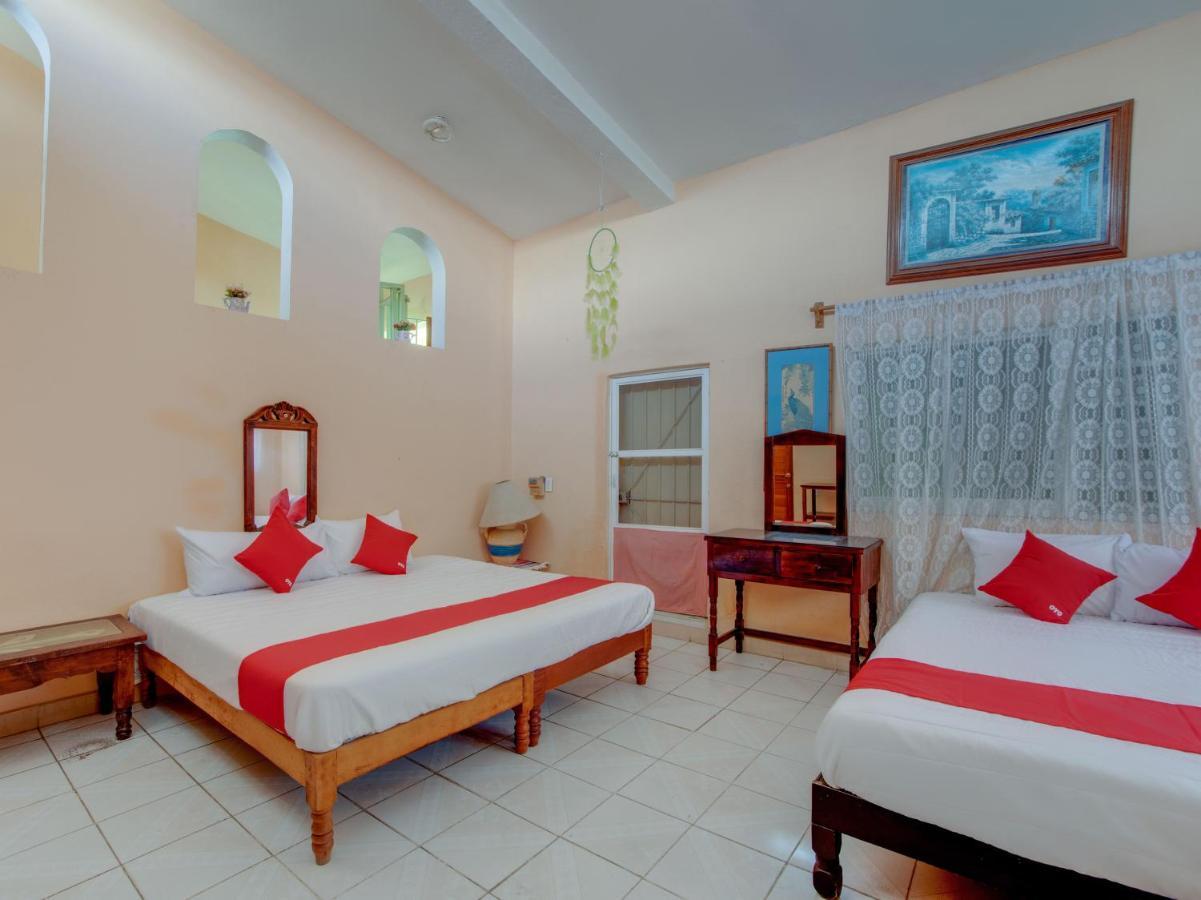 Oyo Hotel Casa Ada Zihuatanejo Exteriör bild