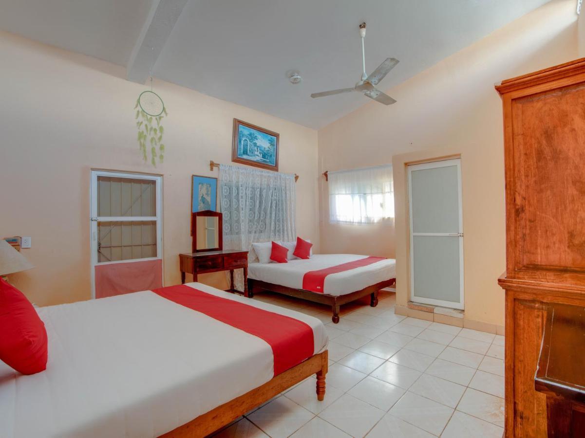 Oyo Hotel Casa Ada Zihuatanejo Exteriör bild