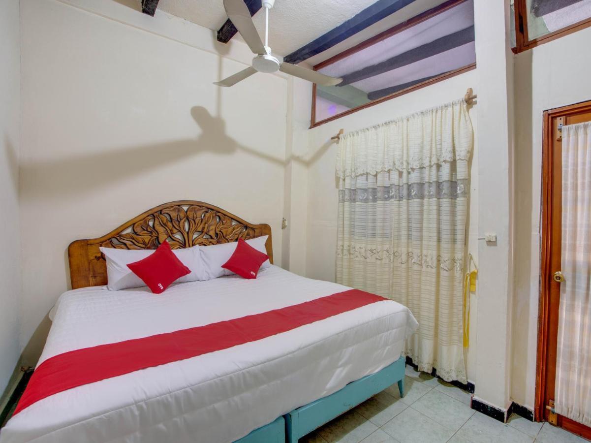 Oyo Hotel Casa Ada Zihuatanejo Exteriör bild